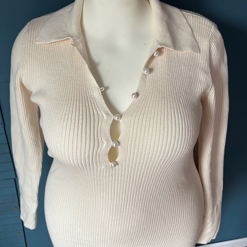 Abercrombie Sweater Dress, NWT
Long-Sleeve size Large